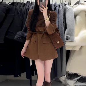 Retro high collar knitted cape shawl for women winter 2025 new splicing design thickened shoulder suit jacket