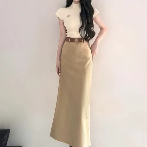 Summer clothes are matched with a complete set of 2025 super hot ladies to wear light and sophisticated style, high-end college style suits and dresses